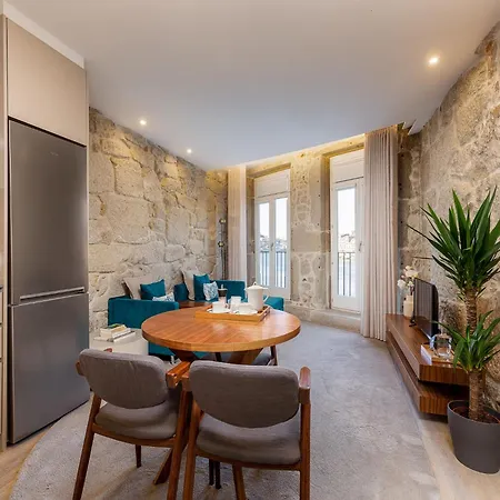 With River Views Appartamento Vila Nova de Gaia