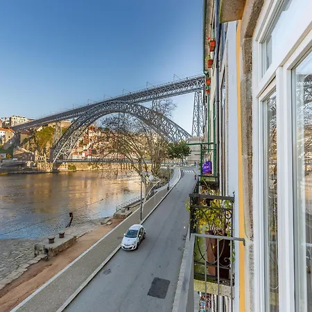 Appartamento With River Views Vila Nova de Gaia