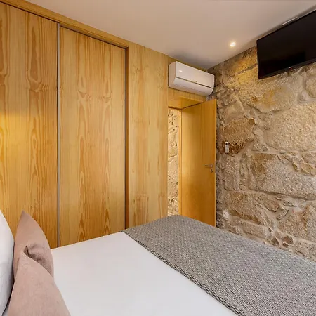 3 Guests In Nova De Gaia *